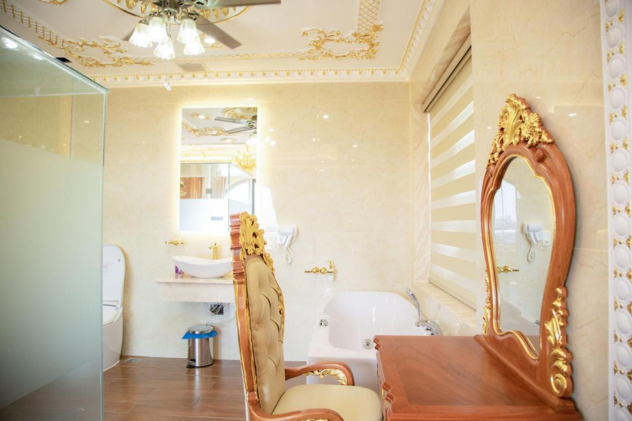 Tri Tam Hotel - Khach San Tri Tam Ben Luc מראה חיצוני תמונה