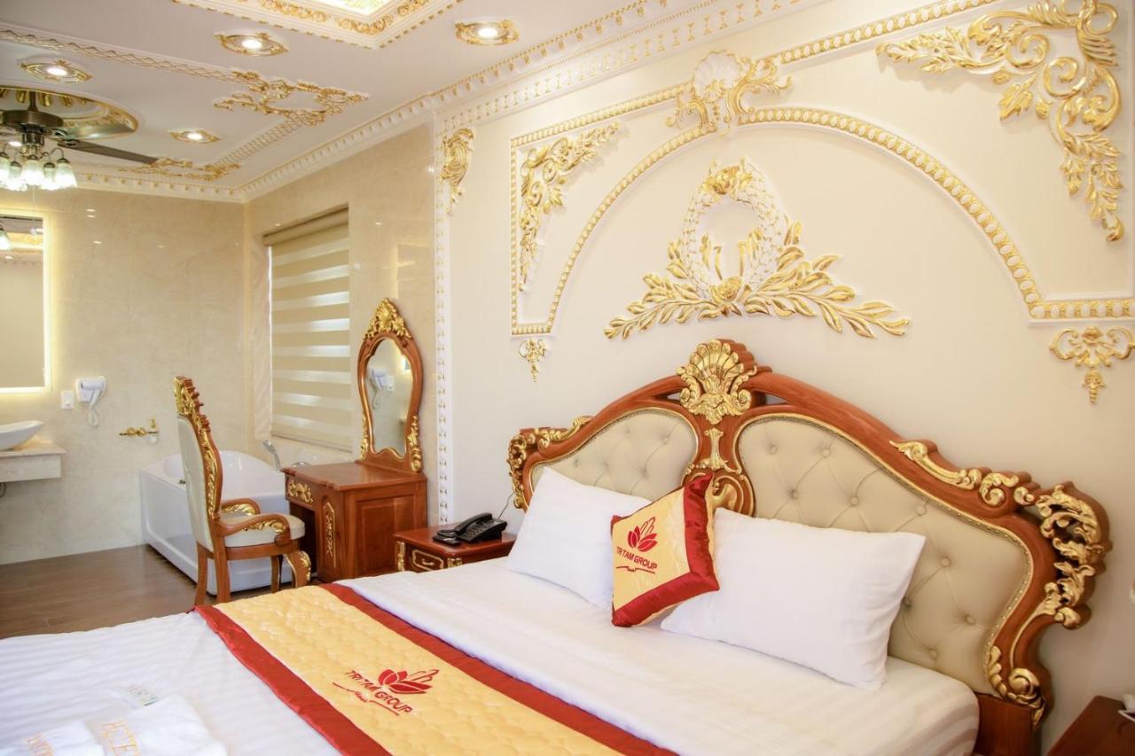 Tri Tam Hotel - Khach San Tri Tam Ben Luc מראה חיצוני תמונה