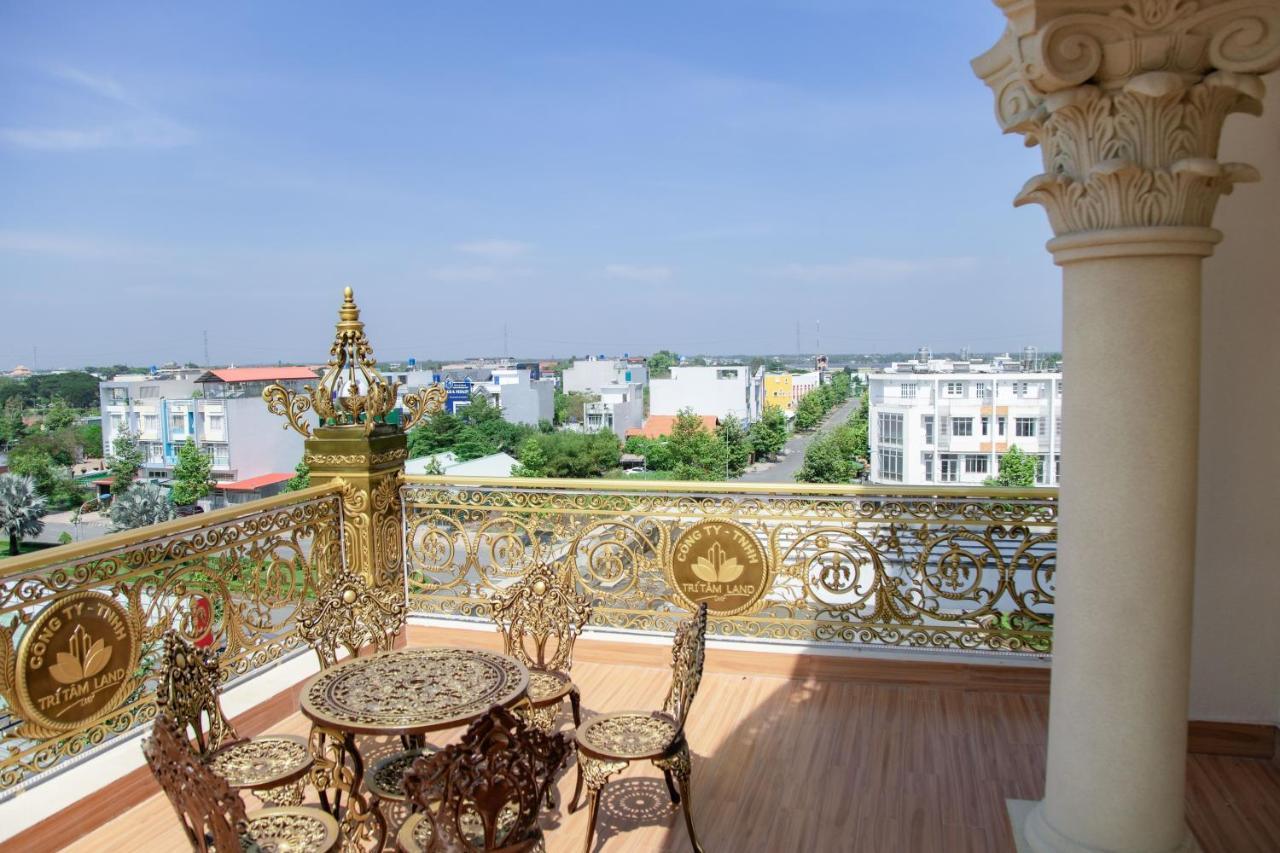Tri Tam Hotel - Khach San Tri Tam Ben Luc מראה חיצוני תמונה