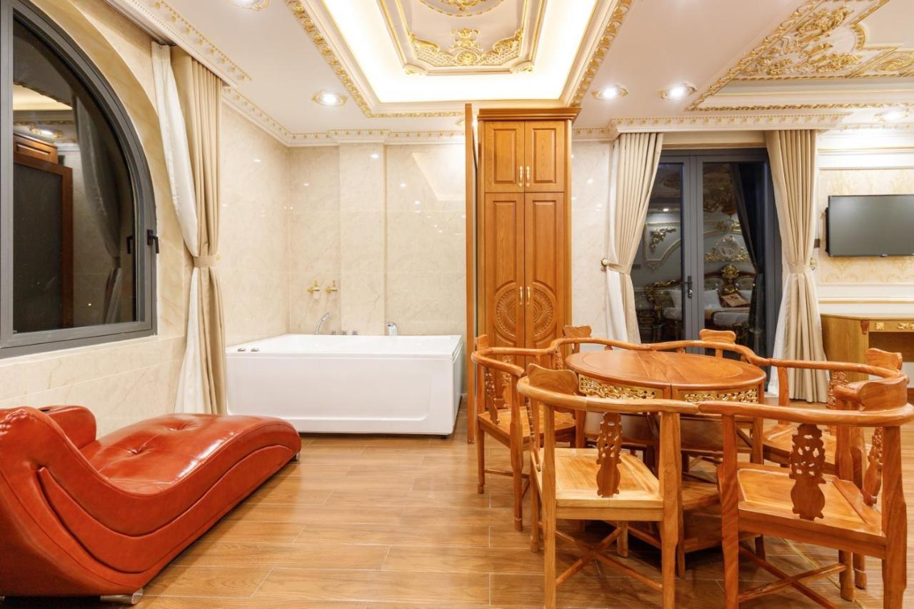 Tri Tam Hotel - Khach San Tri Tam Ben Luc מראה חיצוני תמונה