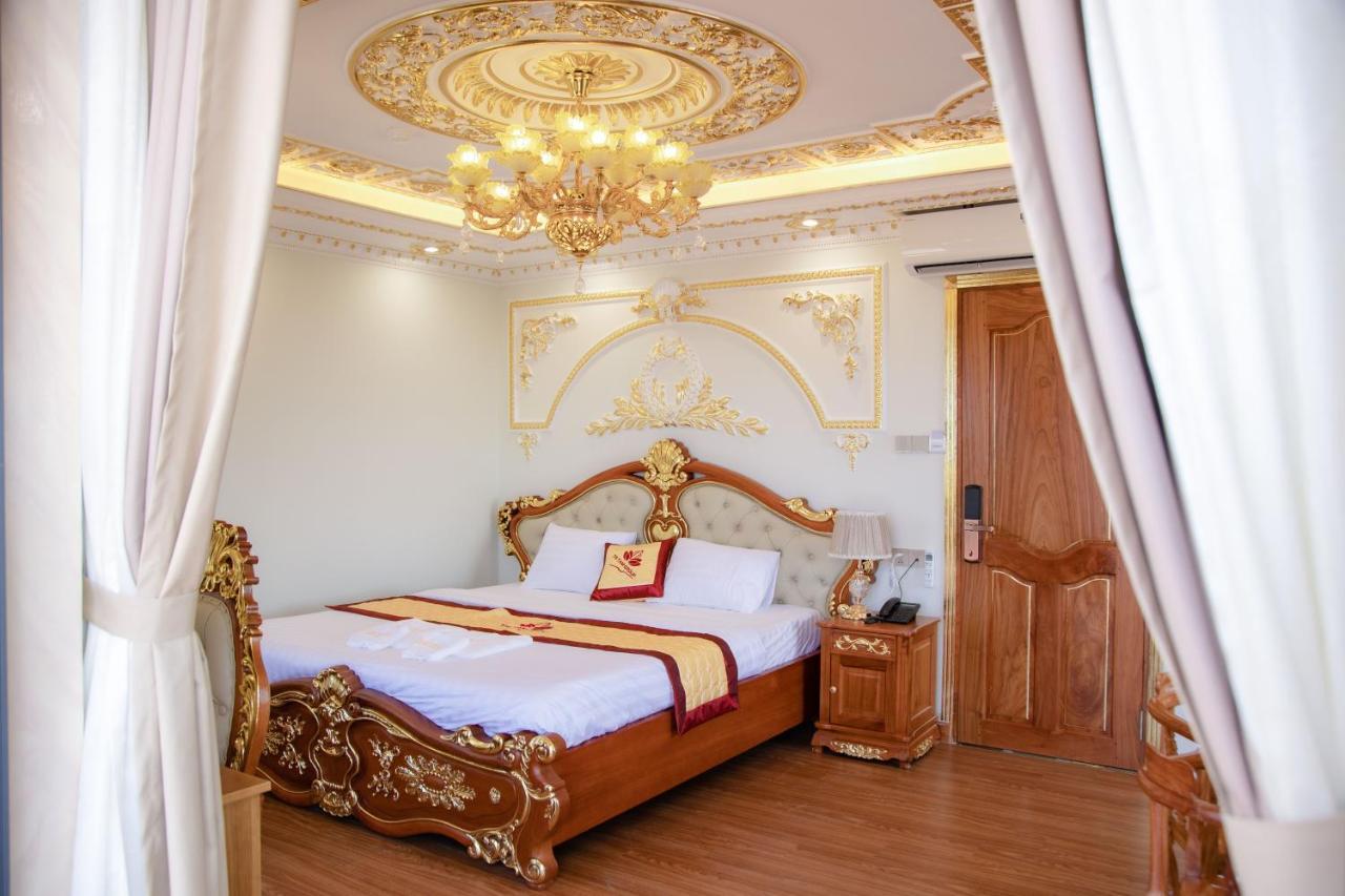 Tri Tam Hotel - Khach San Tri Tam Ben Luc מראה חיצוני תמונה