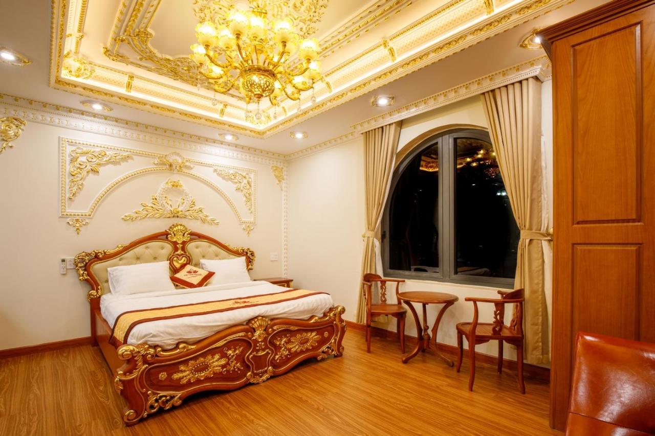 Tri Tam Hotel - Khach San Tri Tam Ben Luc מראה חיצוני תמונה